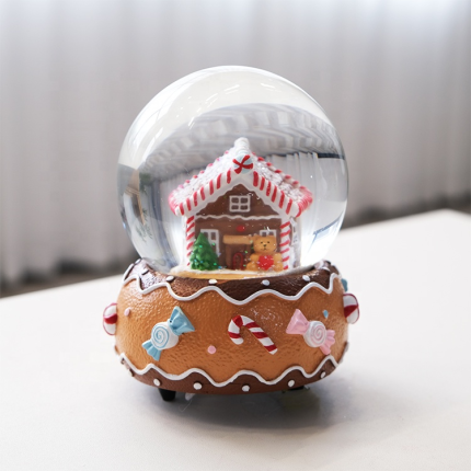 Crystal Ball Snow globe